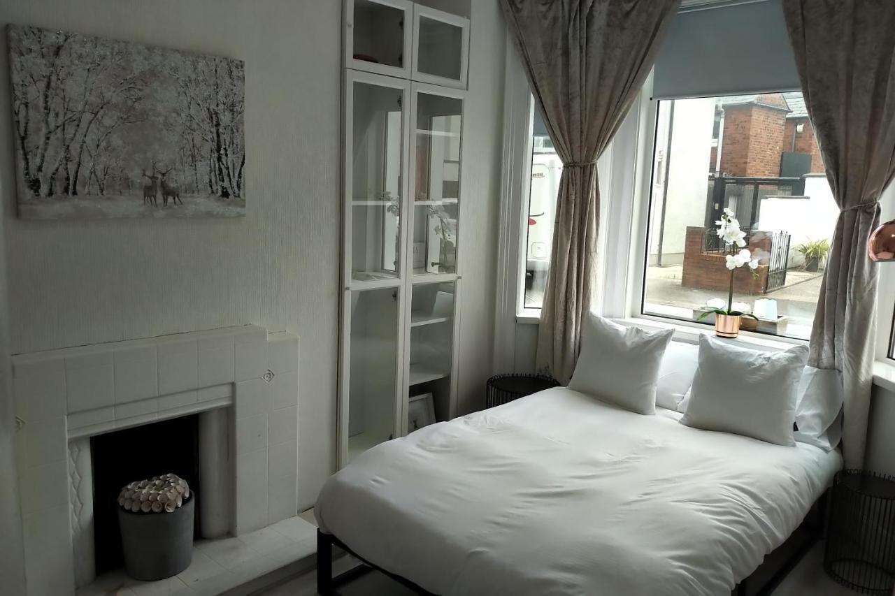 Aunty Katie'S House, Ni Tourist Board Certified With Free Continental Breakfast Appartement Belfast Buitenkant foto