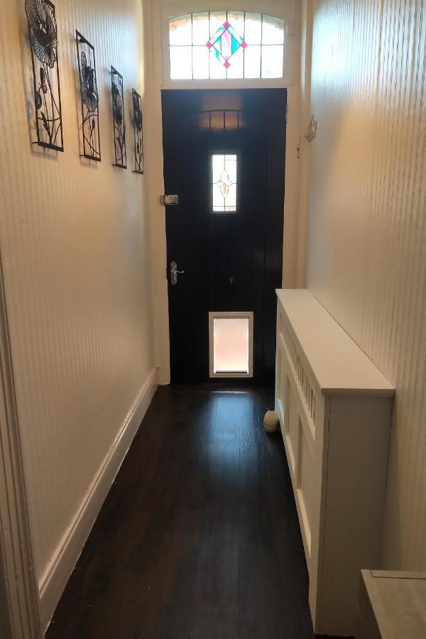 Aunty Katie'S House, Ni Tourist Board Certified With Free Continental Breakfast Appartement Belfast Buitenkant foto