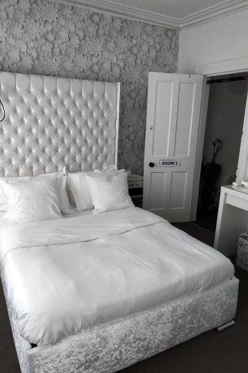 Aunty Katie'S House, Ni Tourist Board Certified With Free Continental Breakfast Appartement Belfast Buitenkant foto